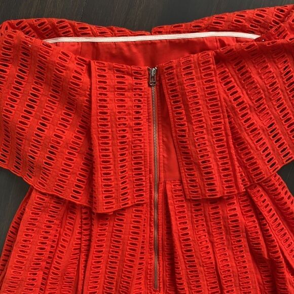 𝅺SAYLOR Graciella Eyelet Off The Shoulder Dress Back Zipper Pockets Red - Picture 10 of 15